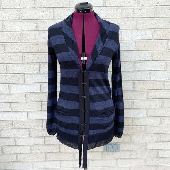 A.L.C. Sweater Cardigan Size XS 100% Wool Two Tone Blue Striped - Picture 1 of 16